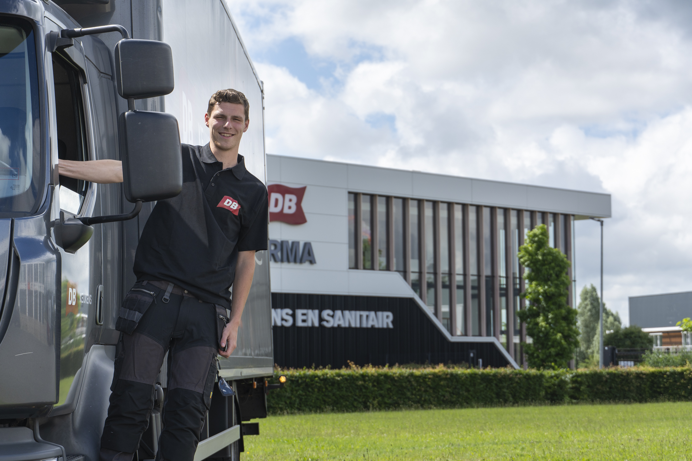 260615 Arma Chauffeur 750 LR